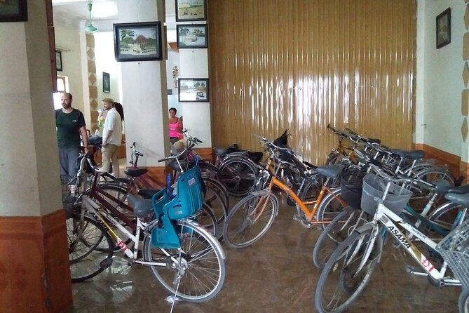 Hoa Lu - Tam Coc: Boat Trip and Bicycle Ride - A Ninh Binh lunch with local goat meat