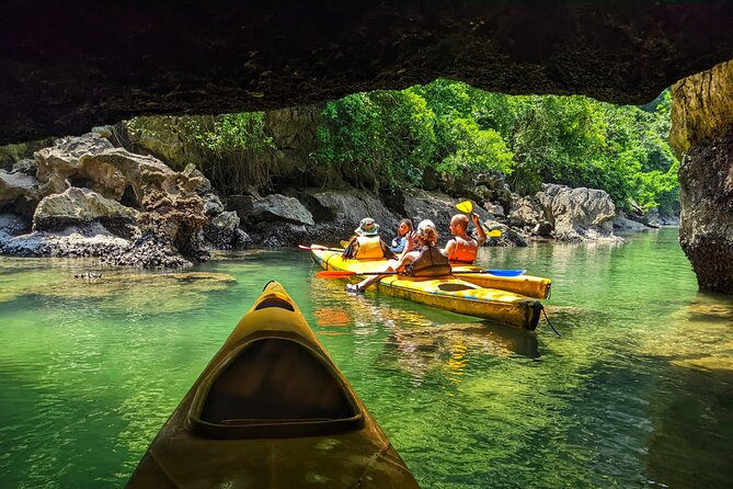 Lan Ha - Ha Long bay with local experts (small group guaranteed) - The quieter southern reaches of Ha Long Bay