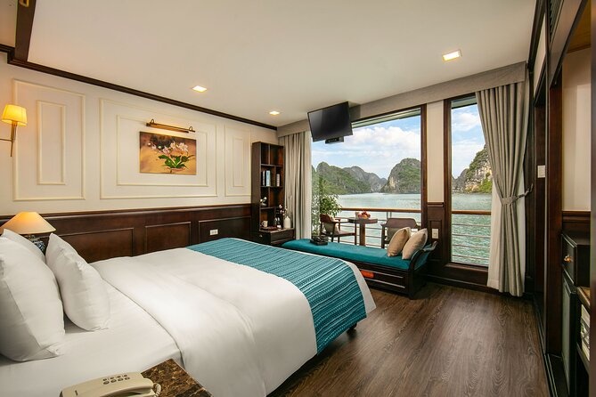 Luxury Cruise 5 star Top Tier Lan Ha bay 2D1N/ 3D2N - A dawn start and Dark and Bright Cave