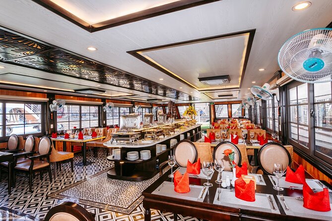 LUXURY Halong Bay Cruise 5 Stars Full Day Tour with Buffet Lunch - Guides, group size, and practical fit