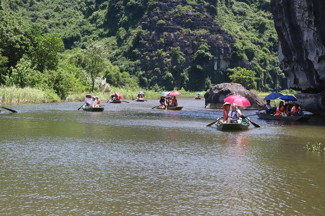 Luxury Limousine Trang An-Mua Cave - Bich Dong max 6-8 pax/ group - Mua Cave’s long staircase and wide views