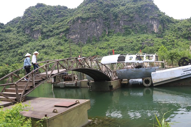 Luxury Limousine Trang An-Mua Cave - Bich Dong max 6-8 pax/ group - FAQ