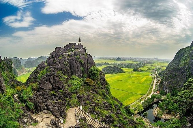 Luxury Ninh Binh: Hoa Lu - Mua Cave - Tam Coc Day Tour from Hanoi - A full day from Hanoi, with three different Ninh Binh views