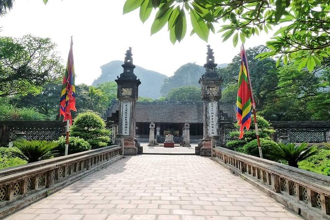 Luxury Ninh Binh: Hoa Lu - Mua Cave - Tam Coc Day Tour from Hanoi - FAQ