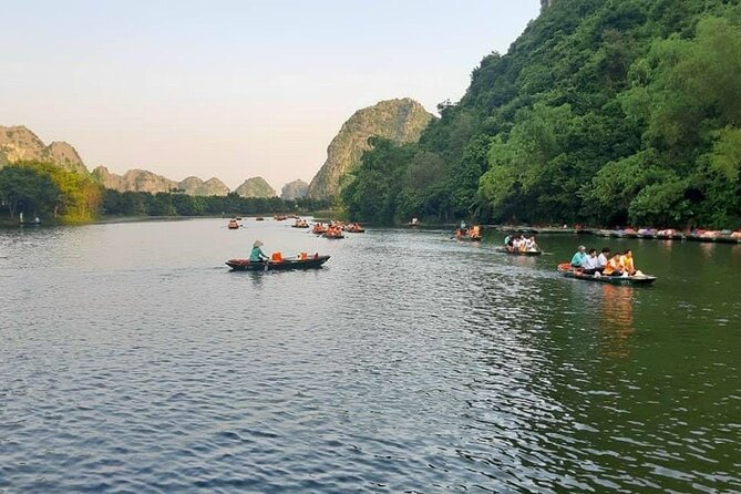 Luxury small Group Hoa Lu - Tam Coc - Mua Cave Max 6 - 8 pax/tour - Key points before you book