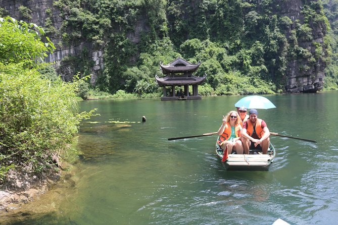 Luxury Tam Coc or Trang An-Mua Cave -Bich Dong Max 6 -8 pax/group - Mua Cave: the climb and the panoramic reward