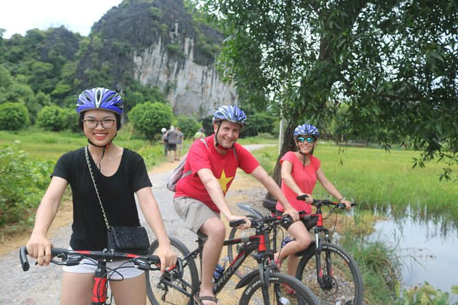 Luxury Tam Coc or Trang An-Mua Cave -Bich Dong Max 6 -8 pax/group - Who should book this Ninh Binh day trip?