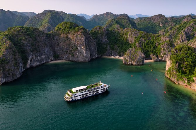 Mon Chéri Cruise 5 star: Unique 2 Days Tuan Chau - Halong bay - Lan Ha Bay - Day two: a short schedule, so check the details