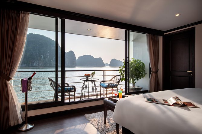 Mon Chéri Cruises 5 star: Amazing 3 days exploring Halong & Cat Ba island - The boat, cabins and onboard mood