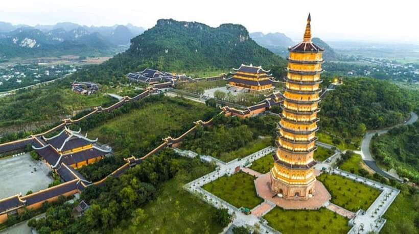 Ninh Binh: Bai Dinh, Trang An, and Mua Cave Small-Group Tour - Mua Cave: 500 steps to the view