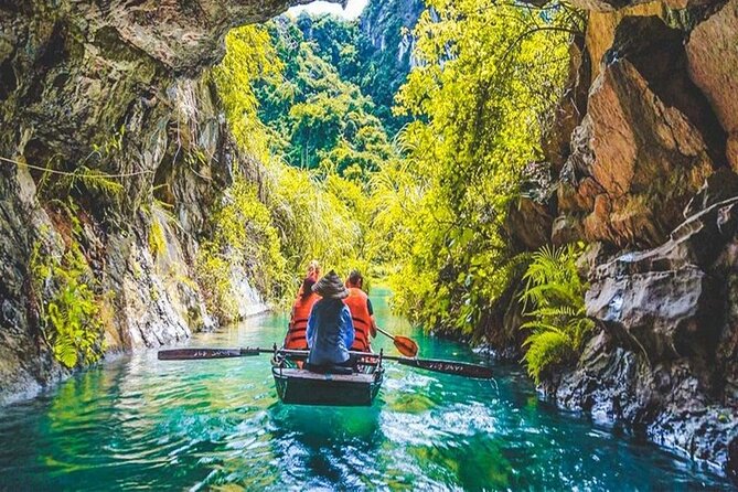Ninh Binh Full Day Tour to Hoa Lu Trang An Mua Cave Small Group - Mua Cave: the climb for the view