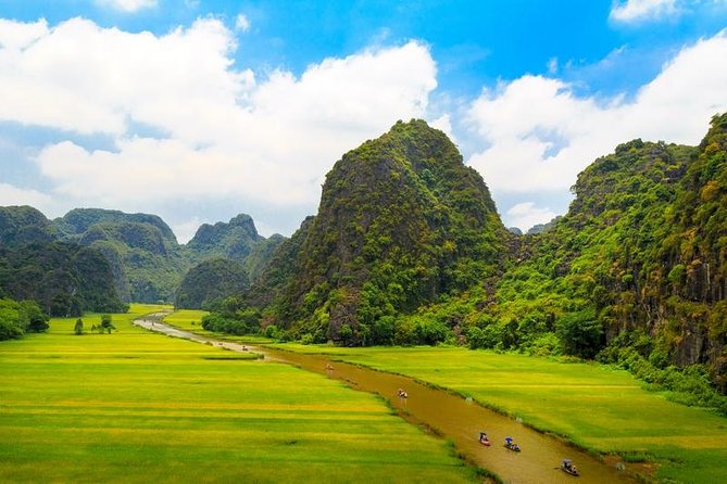 Ninh Binh Highlights Hoa Lu/Bai Dinh-Trang An/ Tam Coc- Mua Cave - Leaving Hanoi for Ninh Binh