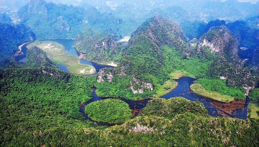 Ninh Binh - Hoa Lu - Tam Coc - Mua Caves & Buffet Lunch - A full day from Hanoi, with little time to waste