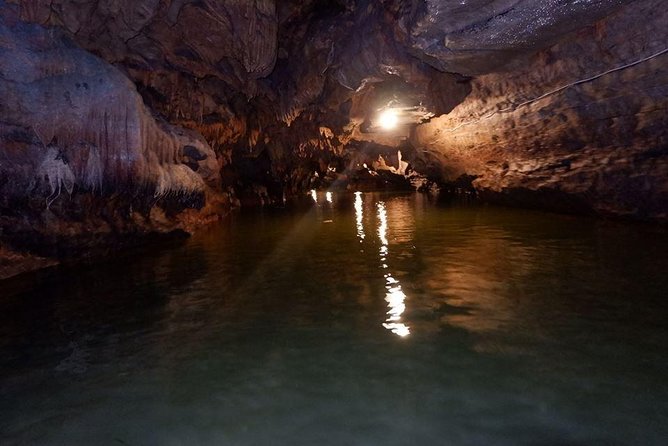 Ninh Binh Tour Bai Dinh Trang An Mua Cave Small Group Limousine - Buffet lunch before the boat ride