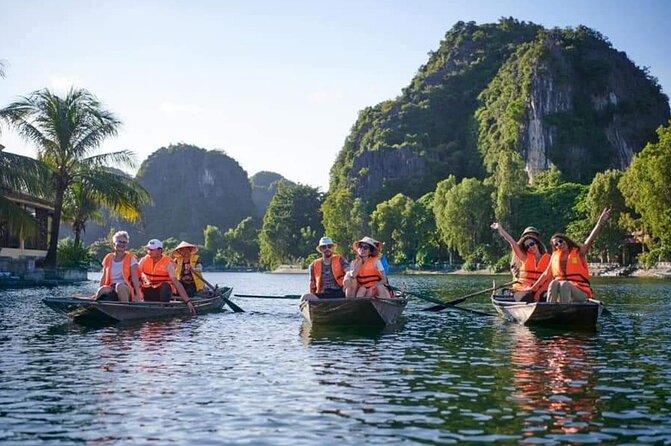 Ninh Binh Tour from Hanoi for 6-9 Pax/tour by DCar Limousine - Four sides of Ninh Binh in one day