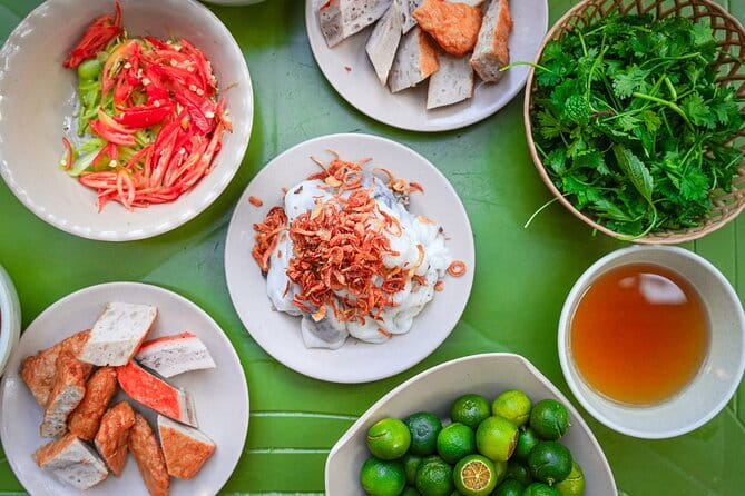 Old Quarter Food Tour in Hanoi - From Hoè Nhai into the Old Quarter