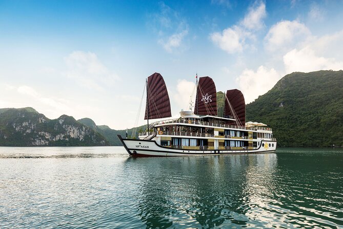 Orchid Cruises 3days/2nights For 5 Star All Included - Day three: Back through Ha Long Bay