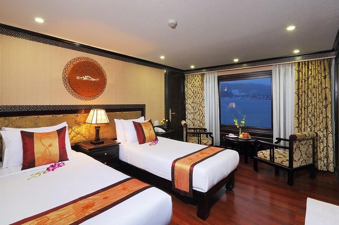 Overnight Halong Bay Cruise on the Starlight - Crowds, comfort and who should book