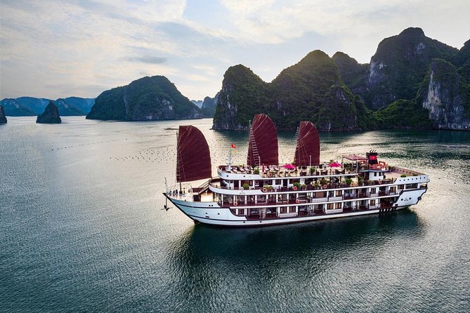 Overnight Luxury 5 Star Alisa Cruise with Meals, Kayak or Bamboo Boat - What the $133 fare covers, and what it does not