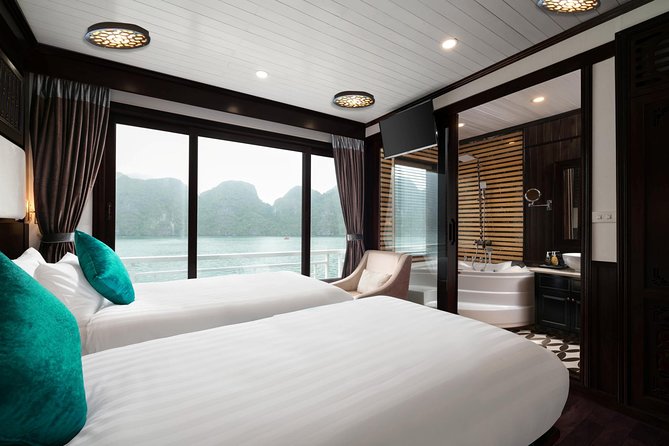 Overnight Luxury 5 Star Alisa Cruise with Meals, Kayak or Bamboo Boat - FAQ