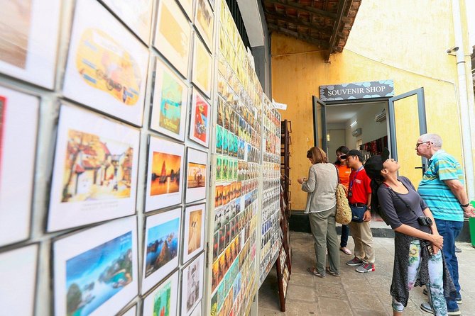 Private Crowd Free Hanoi: Morning Highlights of the City Experience - A guide makes the difference