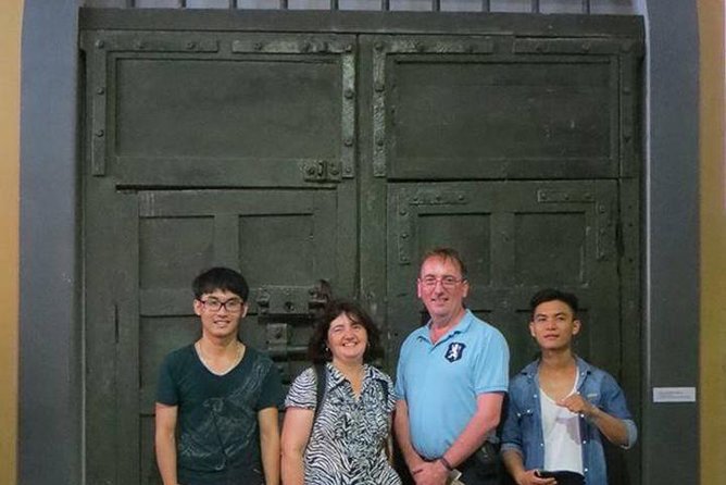 (Private) Hanoi War Sites Tour - Timing, transport and the real price