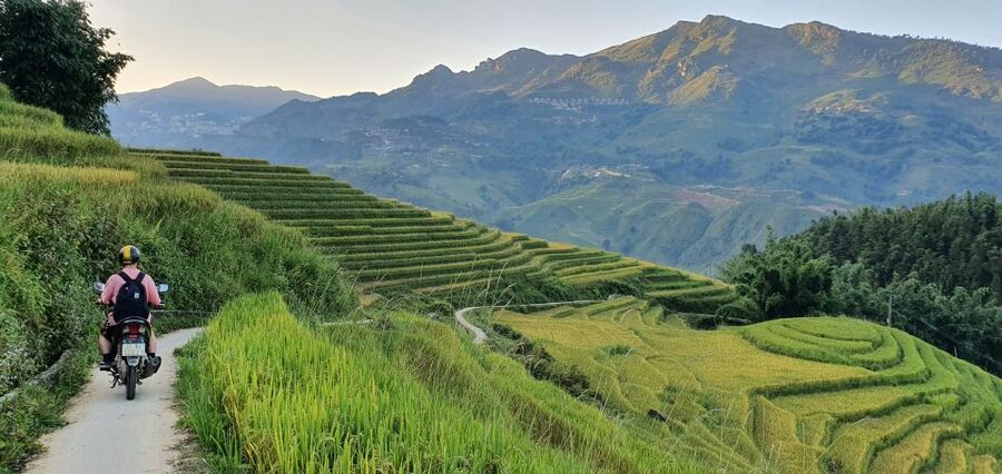 Sa Pa: Guided Motorbike Tour to Ethnic Villages with Lunch - Muong Hoa Valley and the Dzay community
