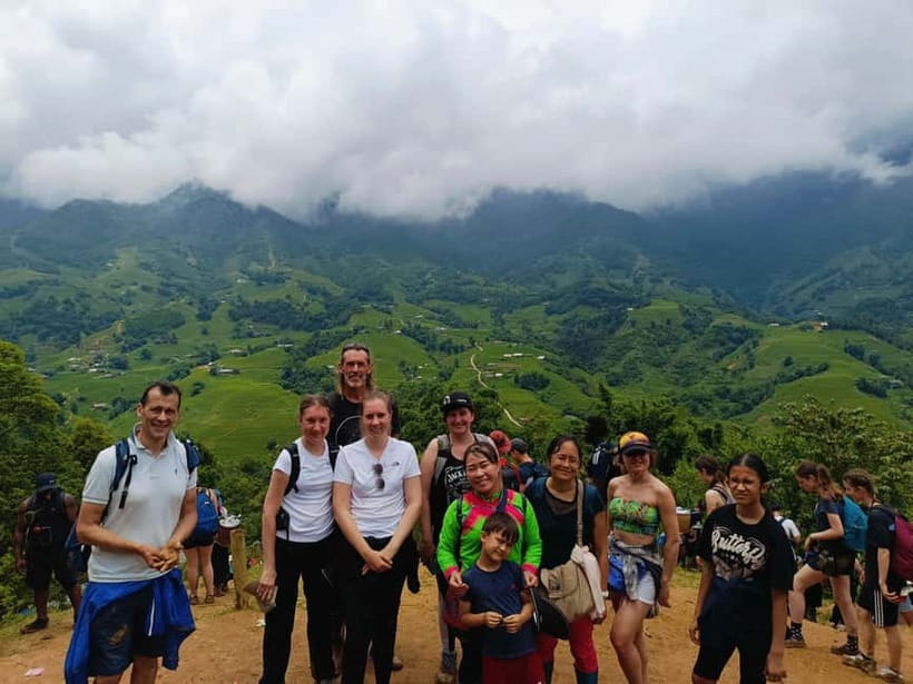 Sapa 1 Day Long Trek: Trek to Hau Thao and Sa Seng Villages - From Sapa town to Sa Seng’s high viewpoint
