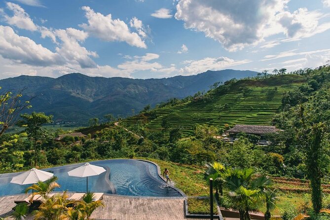 Shared Mai Chau Valley Bus and Hiking Experience - The road to Mai Chau and the Thung Khe viewpoint