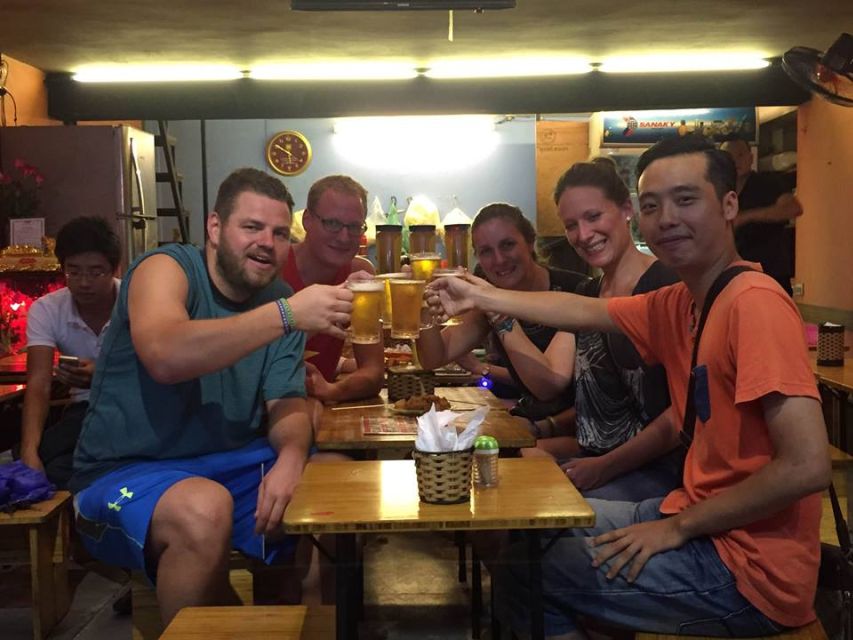 Street Food Tour Hanoi and Train Street Experience - Walk the streets of the Old Quarter