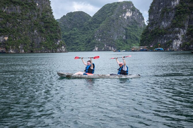 Unique Halong Private Day Cruise - Fishing Village, Kayak - The guide and the value of a good explanation