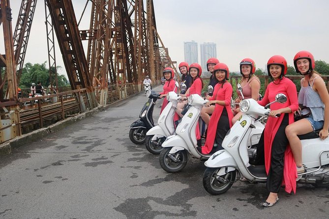 Vespa City Tour &Train Street Female With Ao Dai Riders 4,5 Hours - Starting at your hotel, then heading for the Opera House